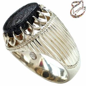 انگشتر حدید حکاکی حاج حسین شهید