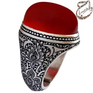 سفارش ساخت دو ماهه عقیق سرخ قلمزنی استاد ساعی