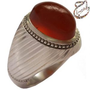 عقیق آبدار یمنی تراش ثبتی