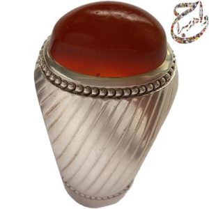 عقیق آبدار یمنی تراش ثبتی