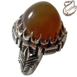 عقیق جزع اصیل یمنی با رکاب استاد بردیا مظهری