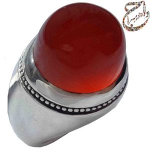عقیق یمنی آبدار