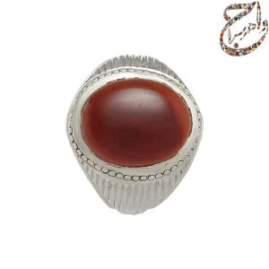 انگشتر عقیق کهنه یمنی با رکاب نقره دستساز استاد انصاری زاده