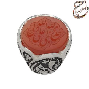 حکاکی ذکر انگشتری امام زمان (عج) بر روی عقیق یمنی