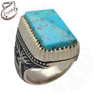انگشتر فیروزه نیشابوری قواره دار فاخر با رکاب دست ساز قلمزنی