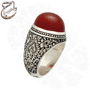 انگشتر عقیق کهنه یمنی سرخ