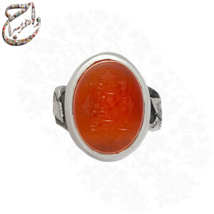 انگشتر عقیق سرخ خط ربیع با ذکر یا اباعبدالله الحسین و رکاب قلمزنی استاد ساعی