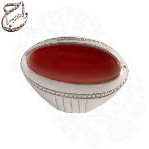عقیق آبدار یمنی تراش بادومی رکاب رضایی
