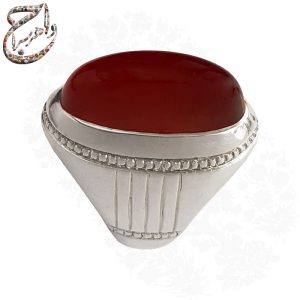 عقیق آبدار یمنی تراش بادومی رکاب رضایی