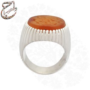انگشتر عقیق یمنی پرتقالی با حکاکی امیری حسین و نعم الامیر و رکاب دستساز استاد امامی