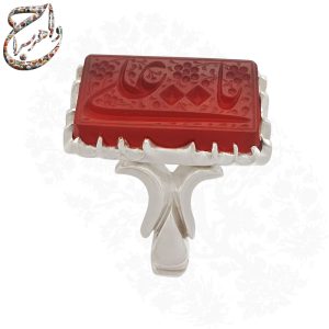 انگشتر عقیق خطی حکاکی مزین به یا علی علیه السلام