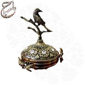 قندان و مجسمه ی اسب برنجی