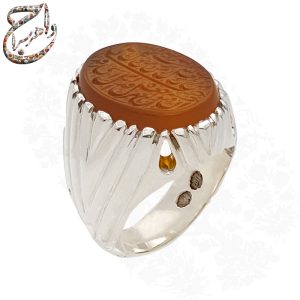 انگشتر عقیق پرتقالی خطی مزین به آیه و من یتق الله با رکاب استاد امامی