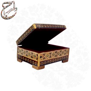 جعبه جواهرات خاتم کاری بر پایه چوب