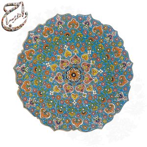بشقاب سفالی بزرگ میناکاری شده گل برجسته