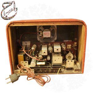 رادیو لامپی قدیمی مدل pye