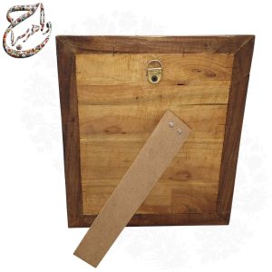 تابلو منبتکاری چوب گردو طرح مادر با طراحی سهبعدی و برجسته