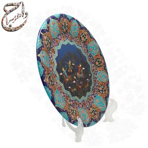 نقاشی بازی چوگان روی بشقاب چینی
