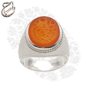 انگشتر عقیق پرتقالی یمنی حکاکی فاطمه بضعه منی و رکاب نقره دستساز