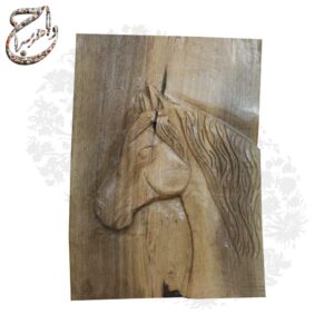 تابلو چوبی یکتکه منبت کاریشده طرح اسب