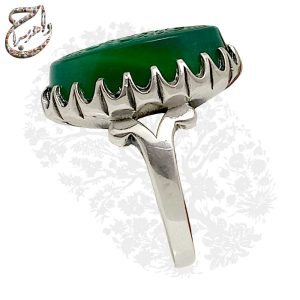 انگشتر عقیق سبز خراسانی حکاکی یا مولاتی یا فاطمه اغیثینی با رکاب نقره