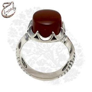 انگشتر مردانه عقیق یمنی سرخ با رکاب نقره صفوی