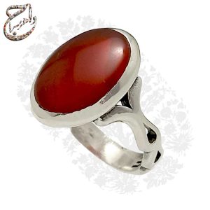 انگشتر مردانه عقیق سرخ یمنی با رکاب نقره صفوی