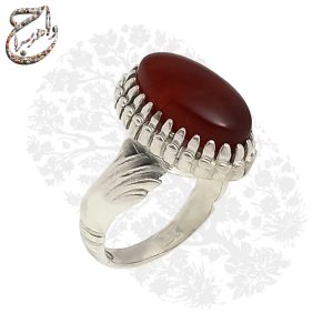 انگشتر عقیق سرخ یمنی با رکاب نقره دست دلبر
